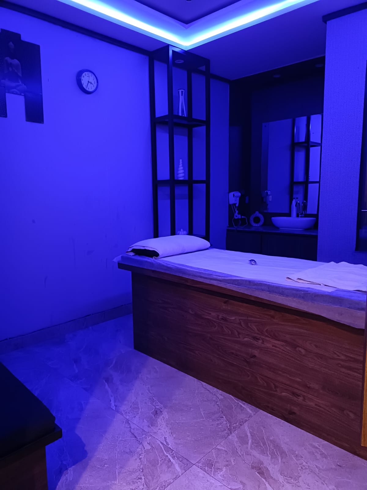 Halcyon Premium Spa img
